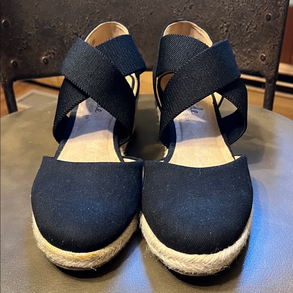Life Stride Black Espadrille Wedge Sandals